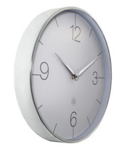 5 cm) is een mix van eenvoud en elegantie. Deze stille wandklok heeft een minimalistische stijl en de dunne zilveren rand en wijzers voegen een vleugje verfijning toe aan elke ruimte. Deze klok werkt op 1 x AA-batterij (niet inbegrepen).
