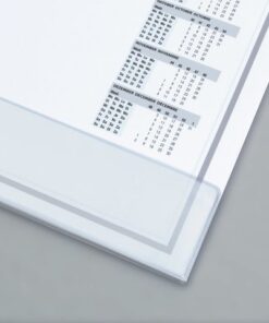 5x41cm). Taal NL/FR/D/GB. De papier-schrijfonderlegger heeft 40 vel 80 grams papier en kan als een afscheurblok worden gebruikt. De stevige kartonnen rug met verlijming aan de onderkant en gedeeltelijk aan de bovenkant voorkomen dat de hoeken omknikken. Kalender 2025/2026.