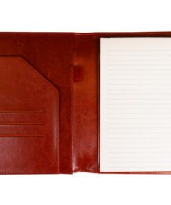 zachte afwerking. De verfijnde sierstiksels zorgen voor een verzorgde en professionele uitstraling. De map wordt geleverd inclusief schrijfblok