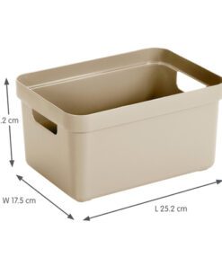 De Sigma Home opbergbox zorgt voor rust en overzicht in het huishouden. Het praktische formaat van 5 liter maakt hem ideaal voor het opbergen van dagelijkse spullen. De box is gemaakt van gerecycled plastic en zijn met los verkrijgbare deksel perfect stapelbaar.