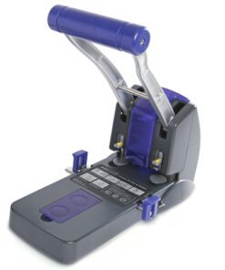 zijn vervangbaar. Dit geeft de perforator langere levensduur. Vervangbare ponssnijders 0281 en ponsplanken 0282 zijn beschikbaar.